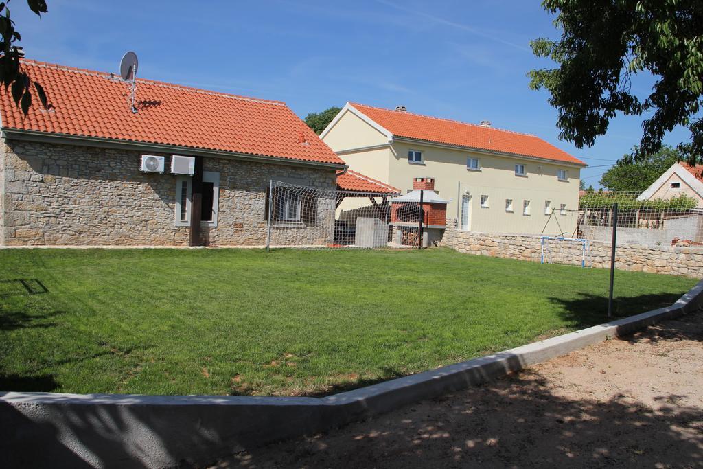 Villa Rural House Gluic Bogatić Zimmer foto