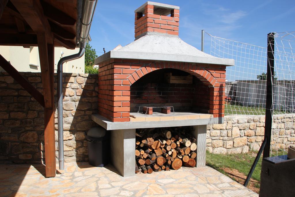 Villa Rural House Gluic Bogatić Zimmer foto